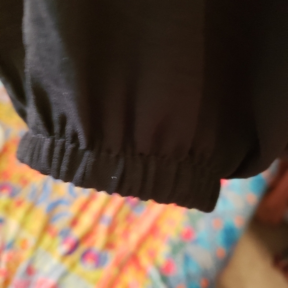 BOOHOO Bell Sleeve Cropped Tie Up Blouse - Picture 6 of 7